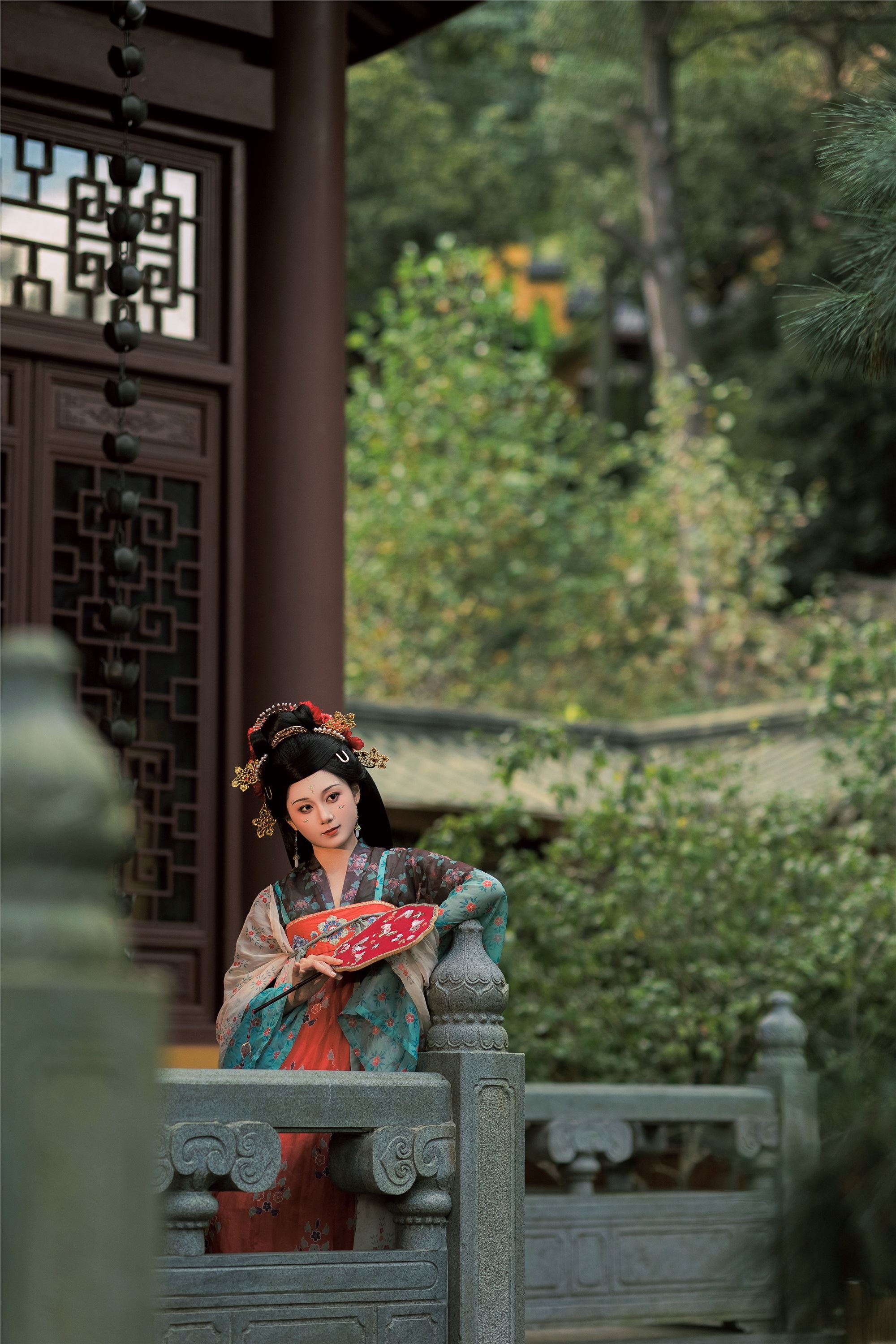 YITUYU艺图语 2025.01.12 山寺踏秋 郑钰熙